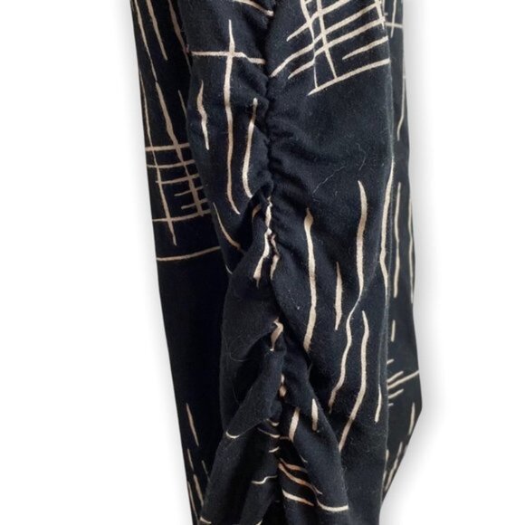 Isabel Maternity by Ingrid & Isabel Black & White Dress - Picture 4 of 5